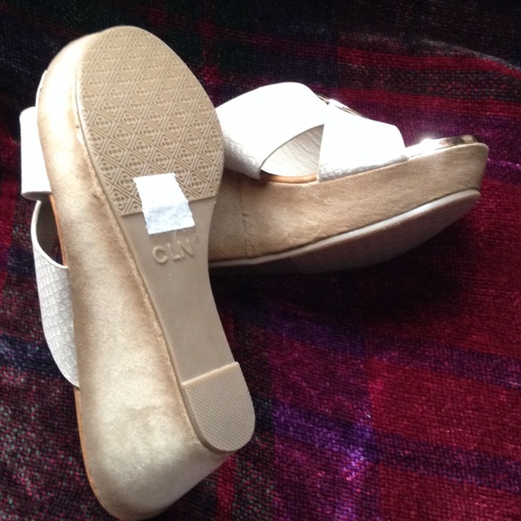 CLN Shoes - Picture 3 of 3