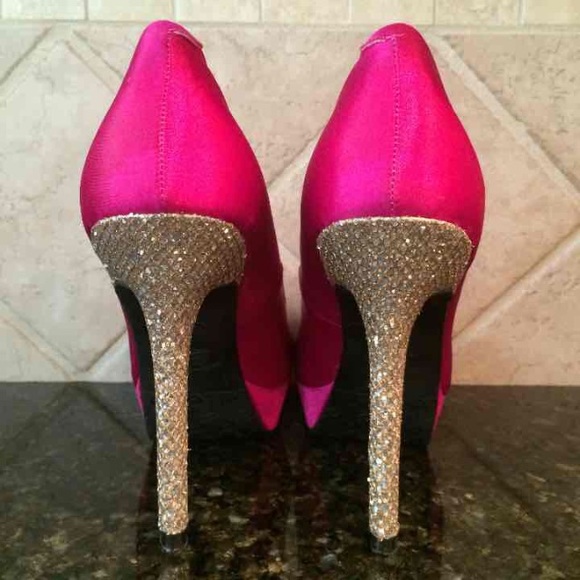 🚫 SOLD 🚫 - Picture 2 of 4