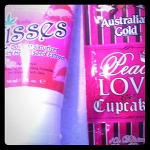 SOLD on other  combo mini pack of tanning lotion