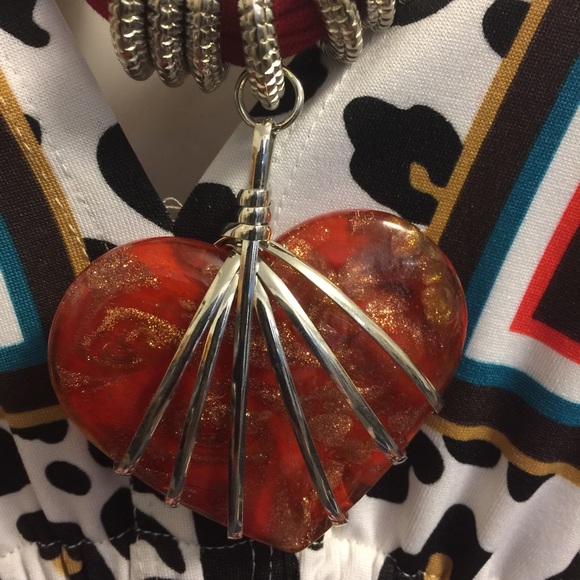 ⭐️SOLD⭐️Scarves from Los Angeles - Picture 3 of 4