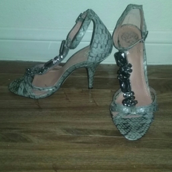 MARKDOWN $18.00 Vince Camuto Dress shoes