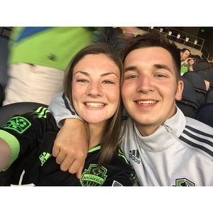 Meet your Posher, Madison