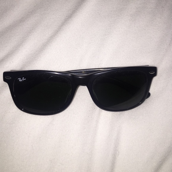 Black unisex Wayfarer Raybans perfect condition!