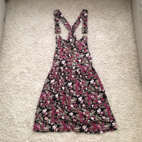Floral overall dress from Urban😍💖 - Picture 1 of 2