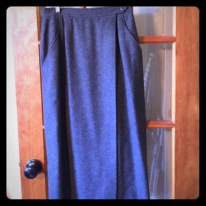 Wool skirt