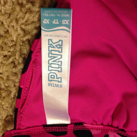 Hot Pink Victorias Secret bikini top😍💕 - Picture 3 of 3