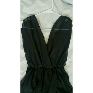 Black sleeveless dress