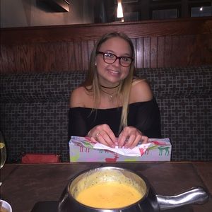 Meet your Posher, Amanda