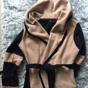 Trendy lightweight jacket. Tan and Black.