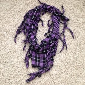 Purple scarf😍💜