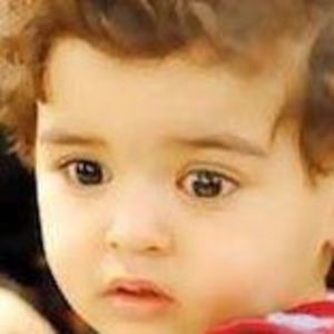 Meet your Posher, Zainab