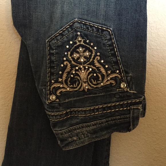 Miss Me Jeans .closet closing Jan 5th.
