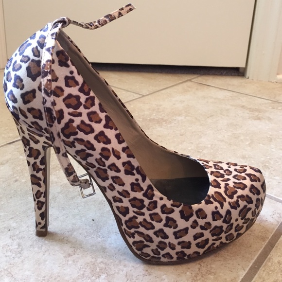 Leopard heels - Picture 3 of 4