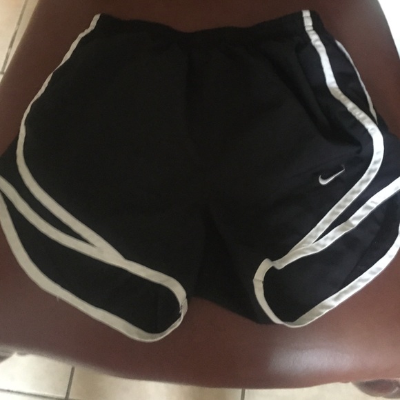 Running shorts