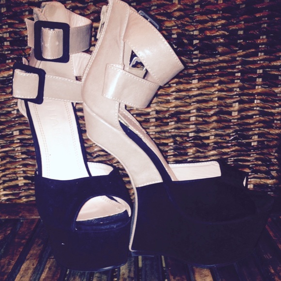 Backless heels super high