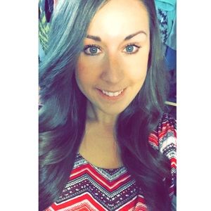 Meet your Posher, Rebecca