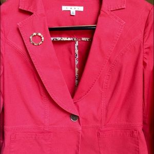 CAbi Jacket with ❤️FREE❤️Gerry's Brooch!