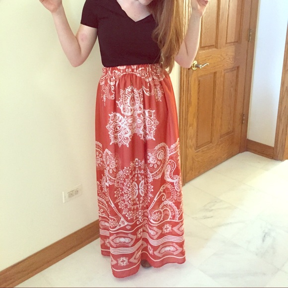 Dresses & Skirts - Maxi skirt for sale!!!