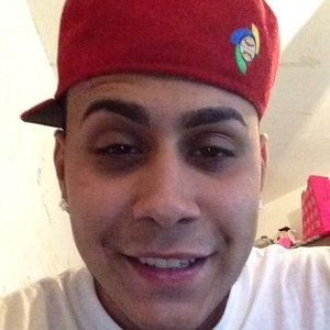 Meet your Posher, Dennis