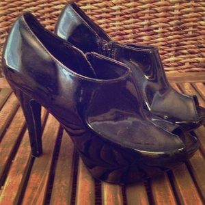 Black patten leather peep toe booties