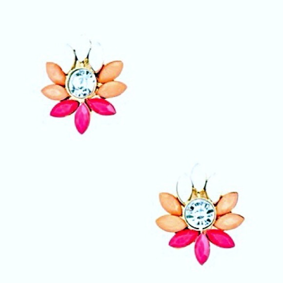Starlet Fever Jewelry - 🌅👂🏼Magenta & Coral Flower Posts Starlet Fever Jewelry - 🌅👂🏼Magenta & Coral Flower Posts