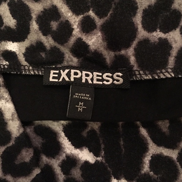 Express mini skirt - Picture 2 of 2