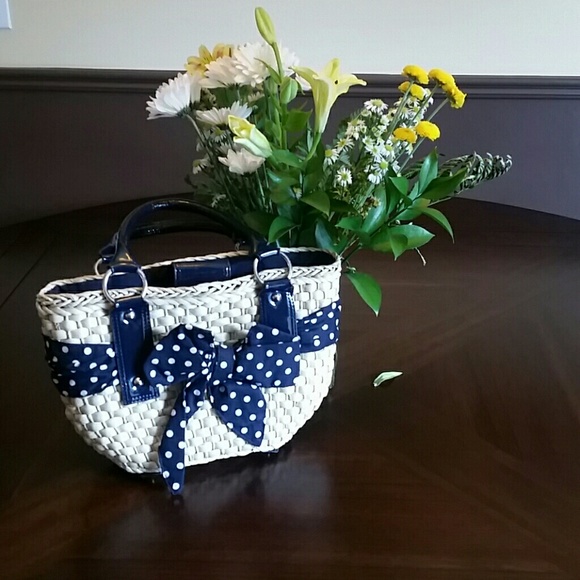Straw purse NWT