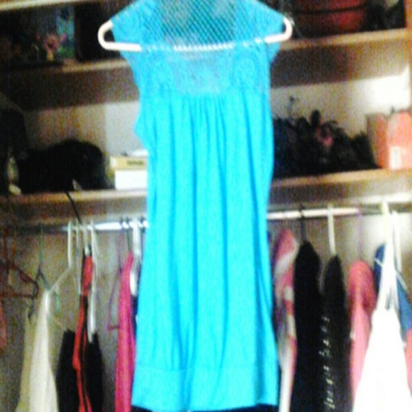 Top - Picture 2 of 2