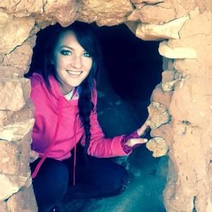 Meet your Posher, Briana