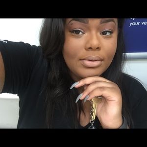 Meet your Posher, Gabby