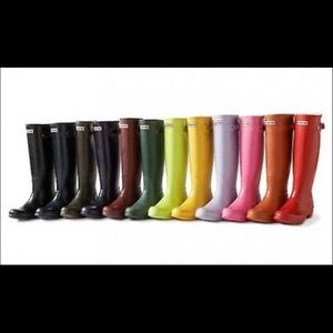 ISO HUNTER RAIN BOOTS SIZE 8-9