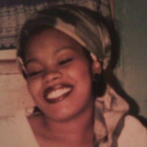 Meet your Posher, Cassandra