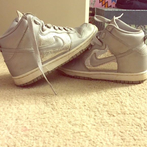 Nike dunks - Picture 1 of 5