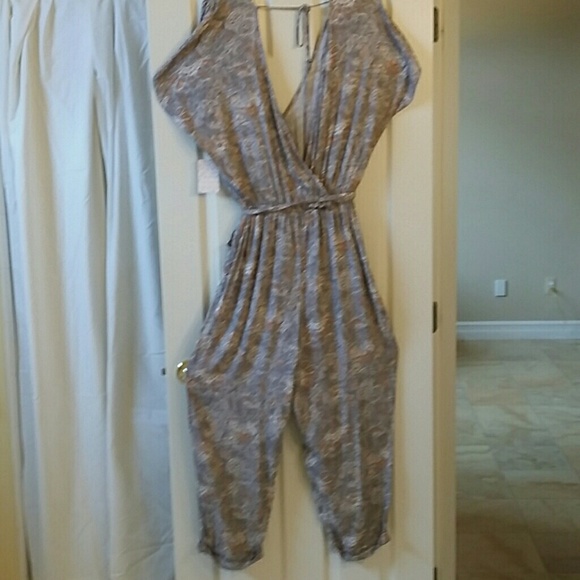 Free People Jumper - Picture 2 of 3