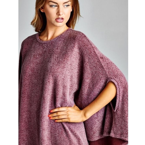 "Beyond the Stars" Loose Cape Poncho Top - Picture 2 of 3