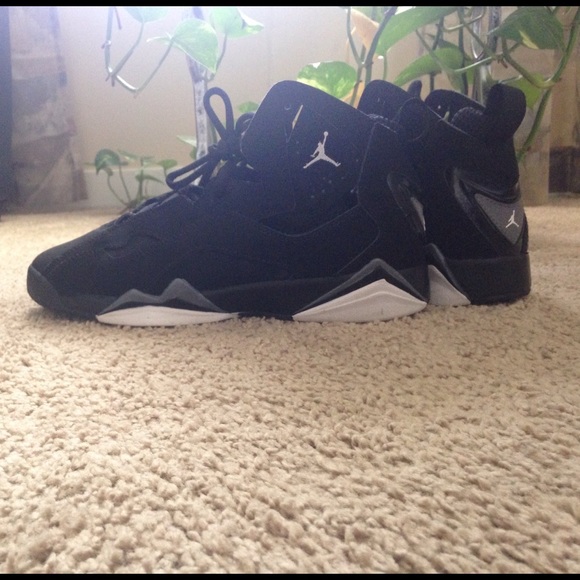 Jordan 6s (Barley warn)