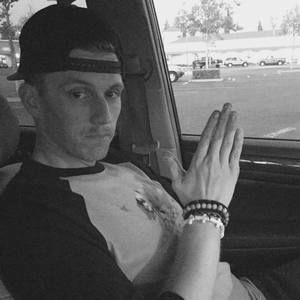 Meet your Posher, Vince