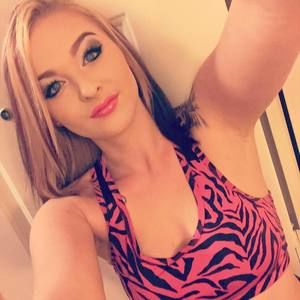 Meet your Posher, Angela