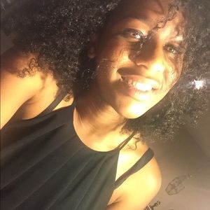 Meet your Posher, Leelah