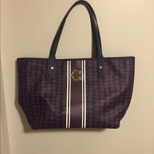 C Wonder bucket tote