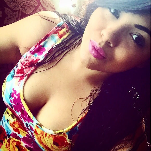 Meet your Posher, Zulina