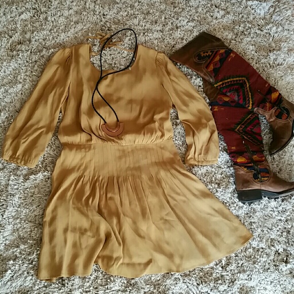 Kimchi Blue Mustard Crepe Pleat Dress