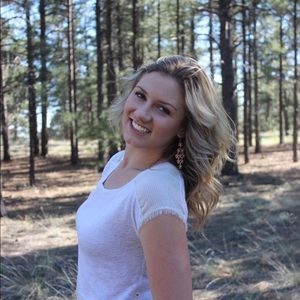 Meet your Posher, Lakyn