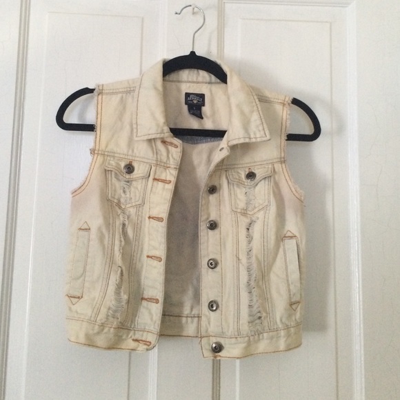 Denim Vest - Picture 1 of 3
