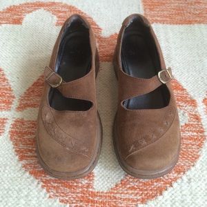 Brown Danskos