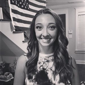 Meet your Posher, Melissa