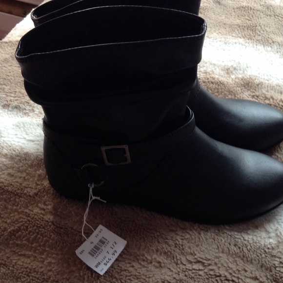 Black Ankle Boots!
