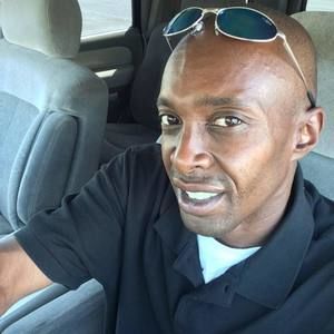 Meet your Posher, Derrick