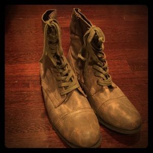 Distressed Olive Green/ Brown Lace Up Boots w/ Zip