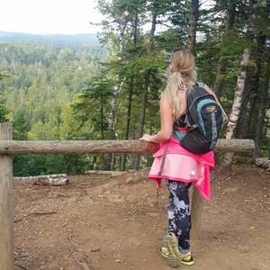 Meet your Posher, Nicole